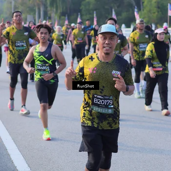 Runner Photo 7128891