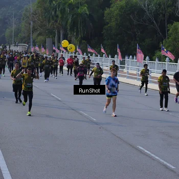 Runner Photo 7128895