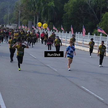 Runner Photo 7128899