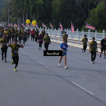 Runner Photo 7128900