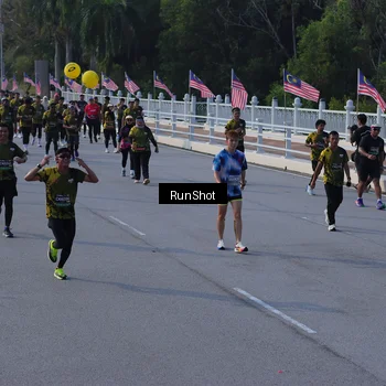 Runner Photo 7128913