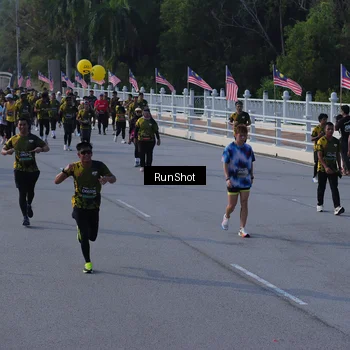 Runner Photo 7128914