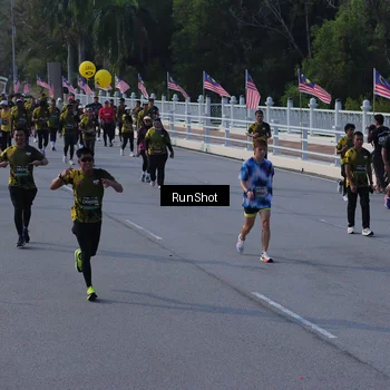 Runner Photo 7128915