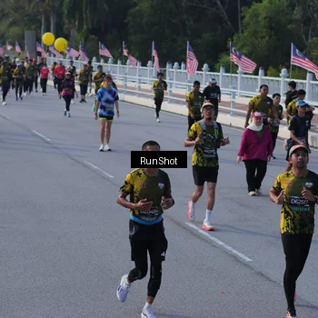 Runner Photo 7128917