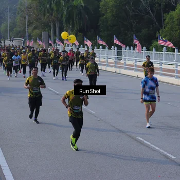 Runner Photo 7128918