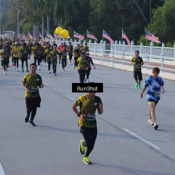 Runner Photo 7128922