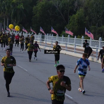 Runner Photo 7128930