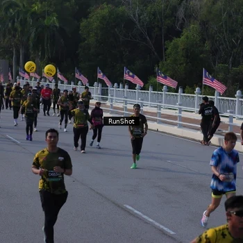 Runner Photo 7128933