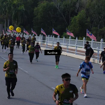 Runner Photo 7128935