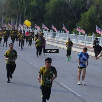 Runner Photo 7128947