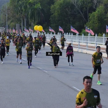 Runner Photo 7128948