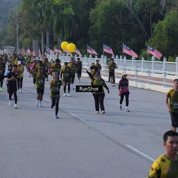 Runner Photo 7128949