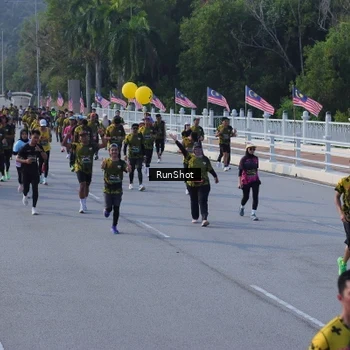 Runner Photo 7128951