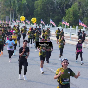 Runner Photo 7128991