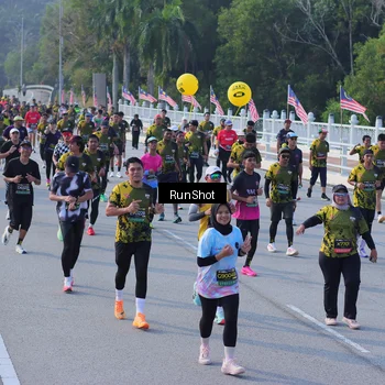 Runner Photo 7128996