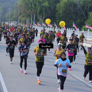Runner Photo 7128999