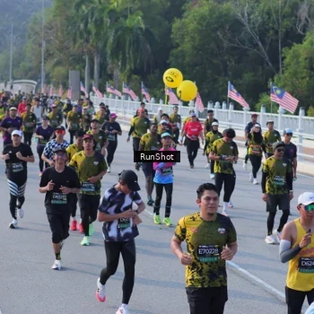 Runner Photo 7129011