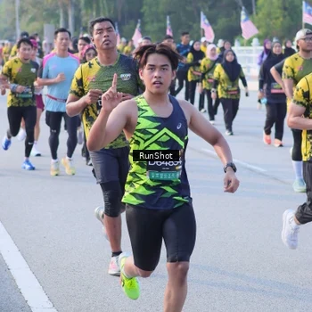 Runner Photo 7129018