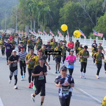 Runner Photo 7129022