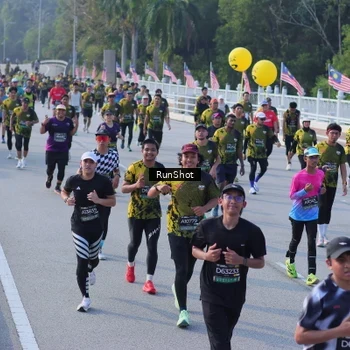 Runner Photo 7129025