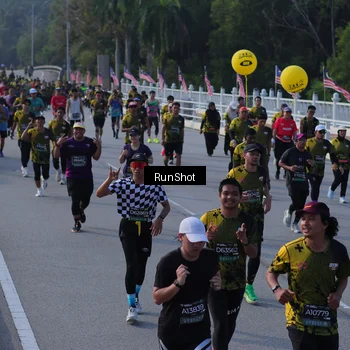 Runner Photo 7129037