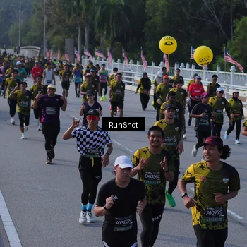 Runner Photo 7129038