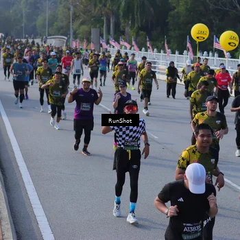 Runner Photo 7129048