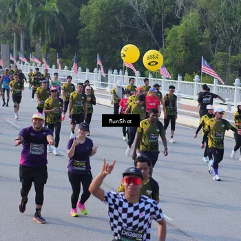 Runner Photo 7129065
