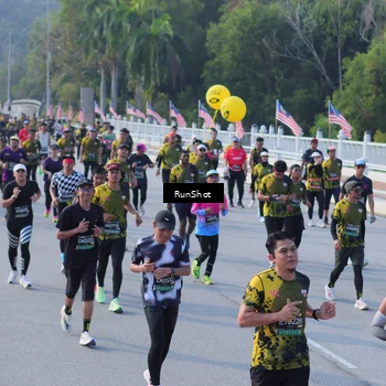Runner Photo 7129066