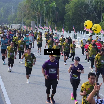 Runner Photo 7129074