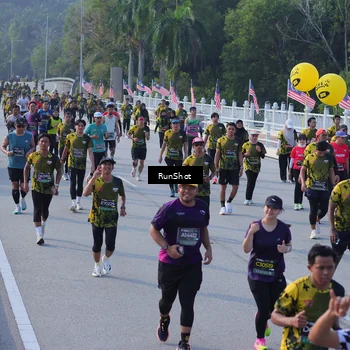 Runner Photo 7129076