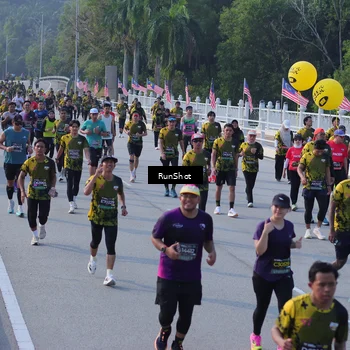Runner Photo 7129078