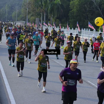 Runner Photo 7129086