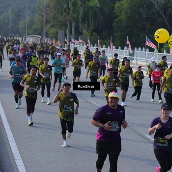 Runner Photo 7129089