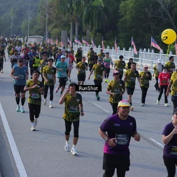 Runner Photo 7129099