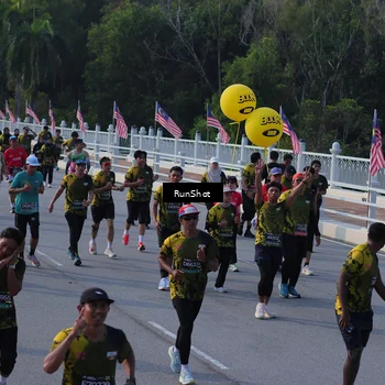 Runner Photo 7129103