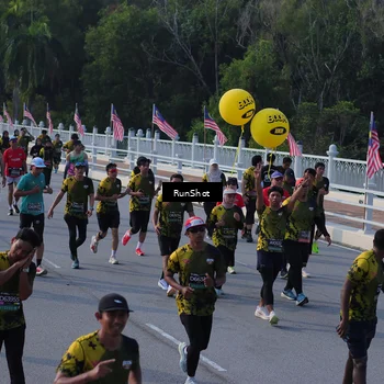 Runner Photo 7129109