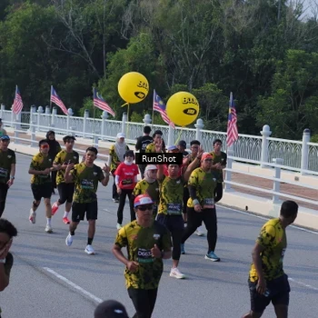Runner Photo 7129120