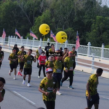 Runner Photo 7129121