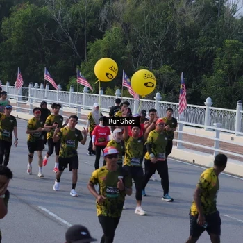 Runner Photo 7129122