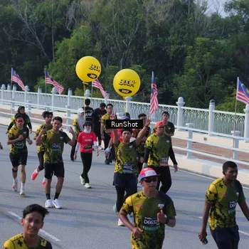Runner Photo 7129130