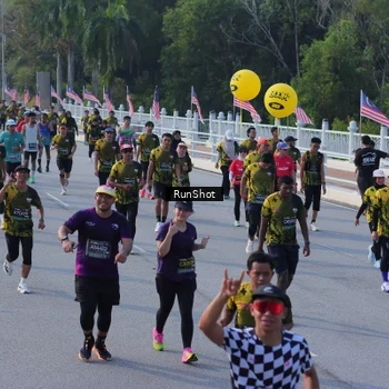 Runner Photo 7129132