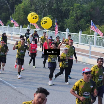 Runner Photo 7129136