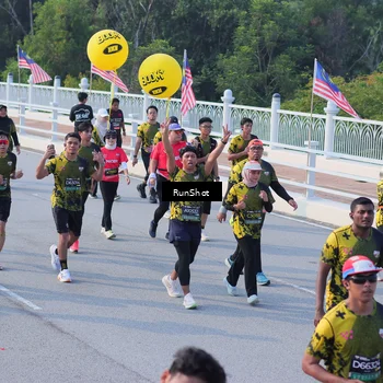 Runner Photo 7129140
