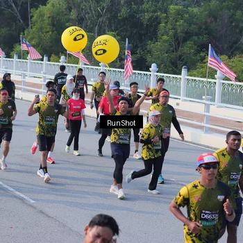 Runner Photo 7129142
