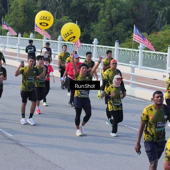 Runner Photo 7129145