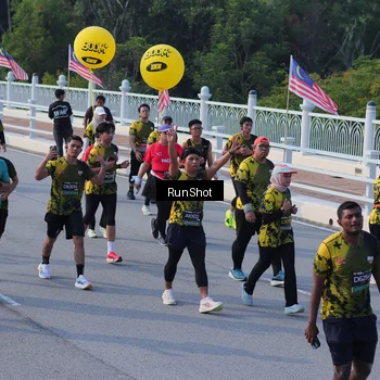 Runner Photo 7129147