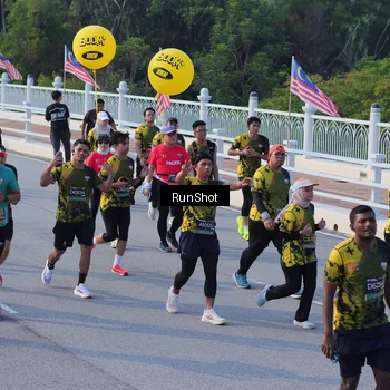 Runner Photo 7129151