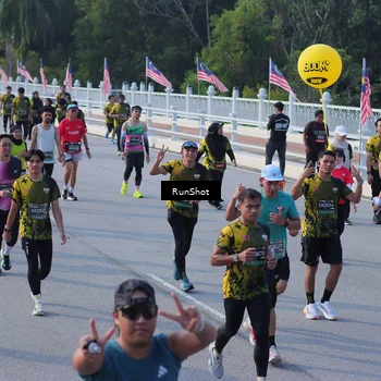 Runner Photo 7129158