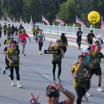 Runner Photo 7129163